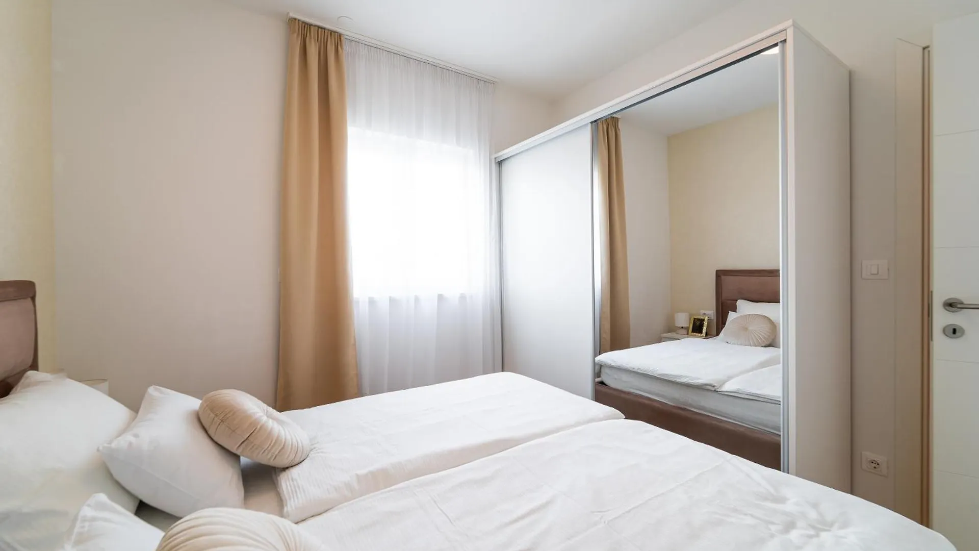 Apartment Natali Split
