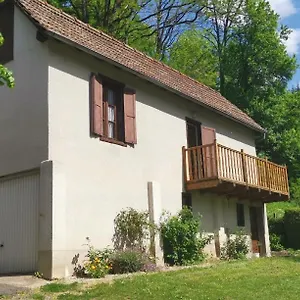 Maison D'hote, Gite, La Maisonnette Holiday home Vic-sur-Cere